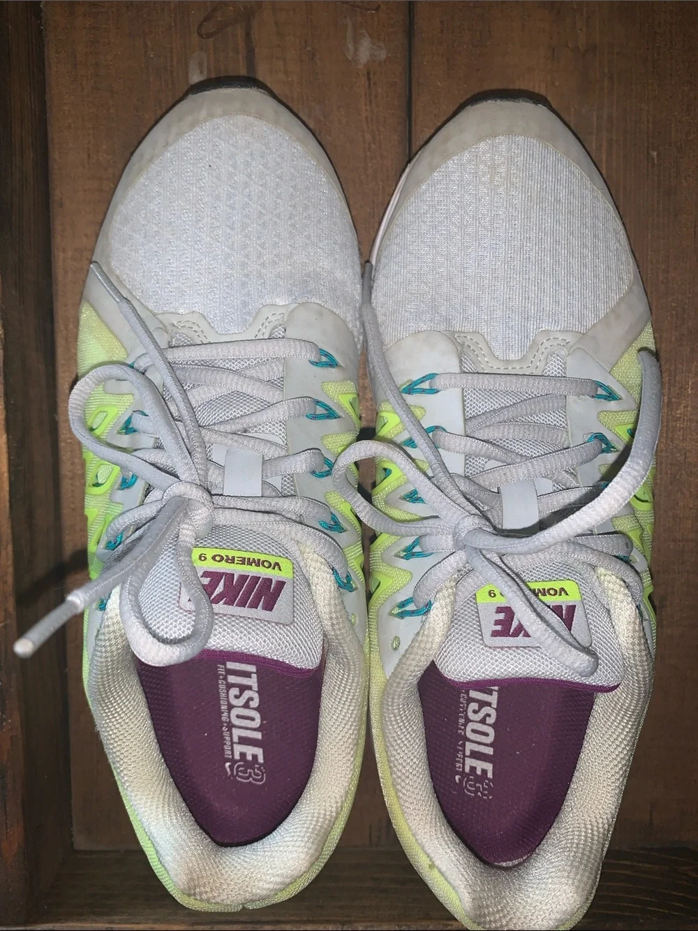 Nike lightweight women’s